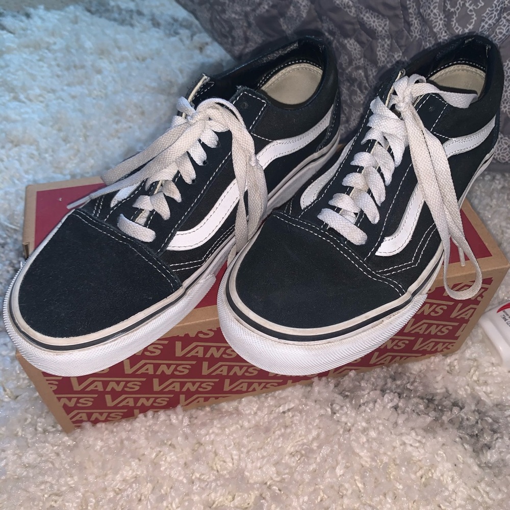 Black Vans